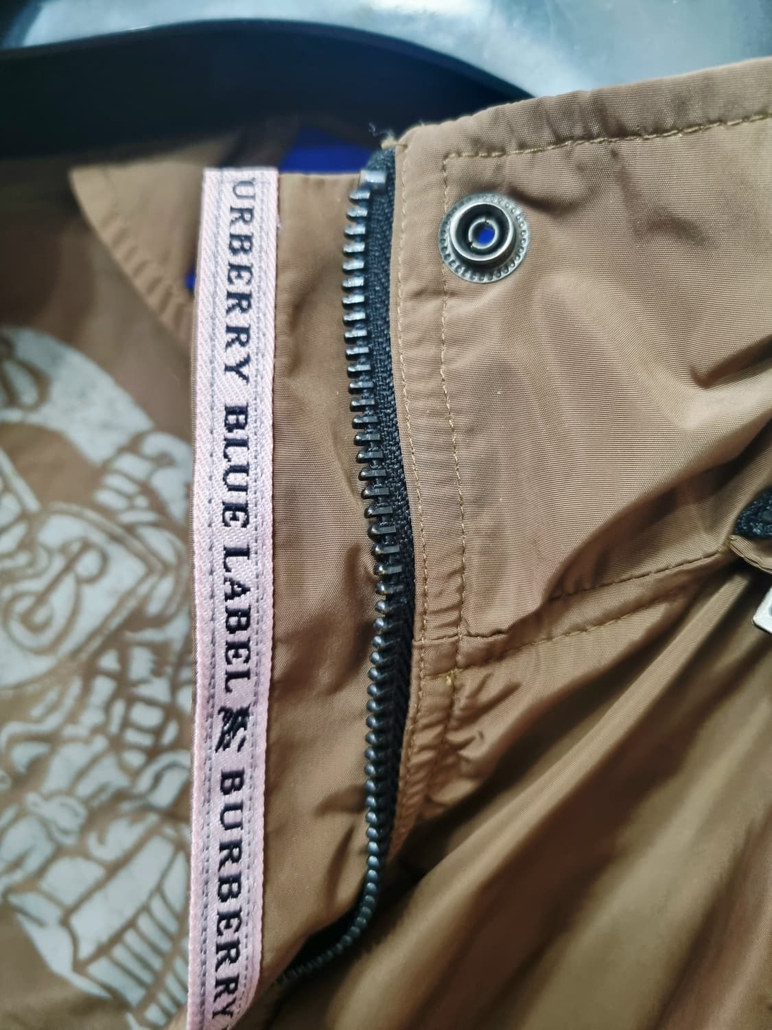 버버리블루라벨 정품 후드바람막이 자켓 상품이미지6