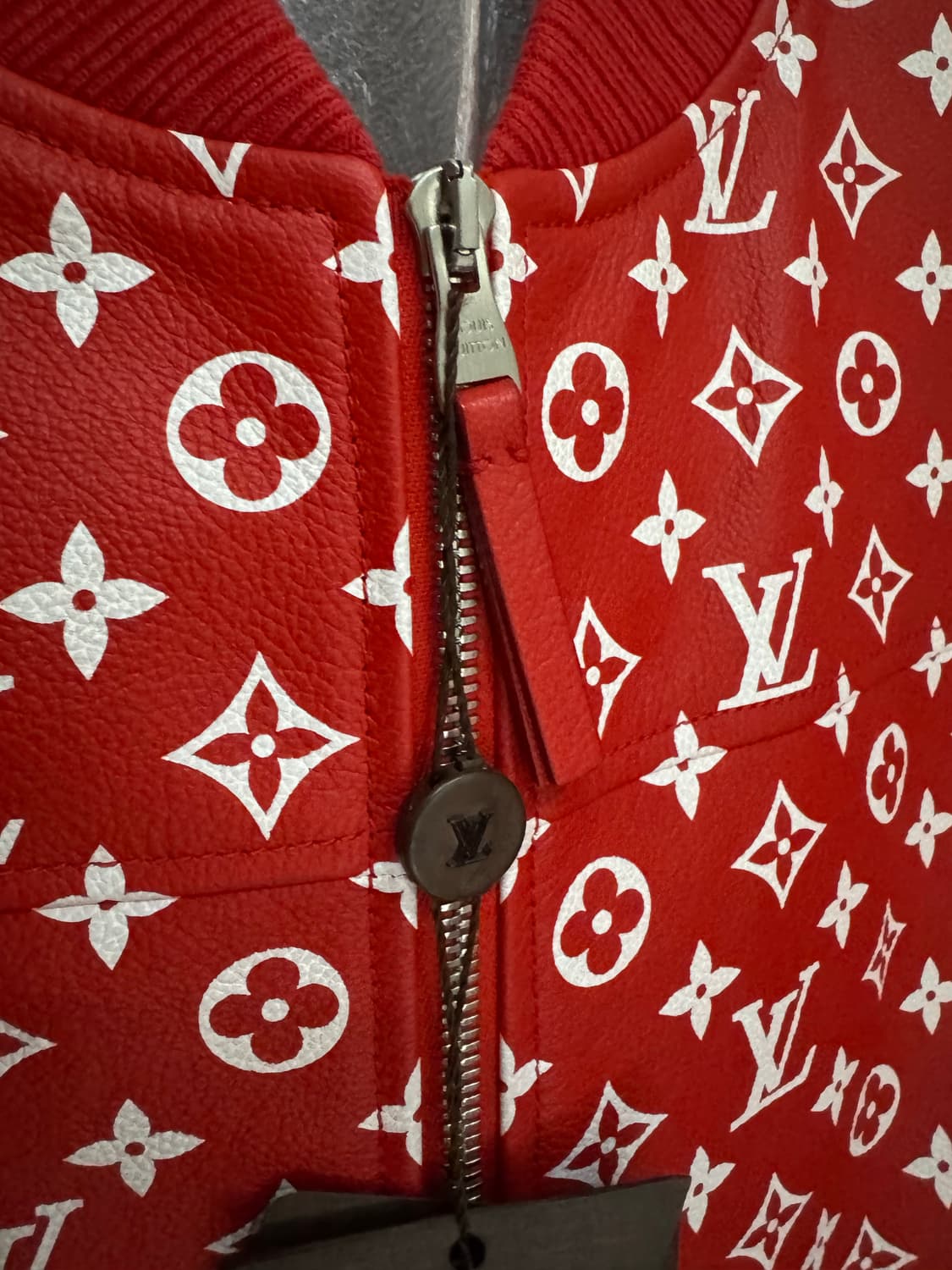 루이비통 슈프림 베이스볼 레더 자켓 상품이미지9