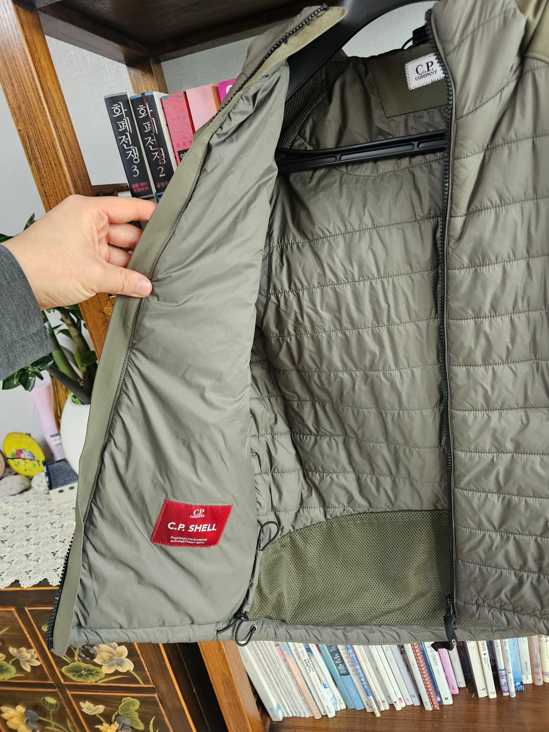 46사이즈 남녀공용}상태 좋음 씨피컴퍼니 cp컴퍼니 조끼패딩 패딩 베스트 상품이미지6
