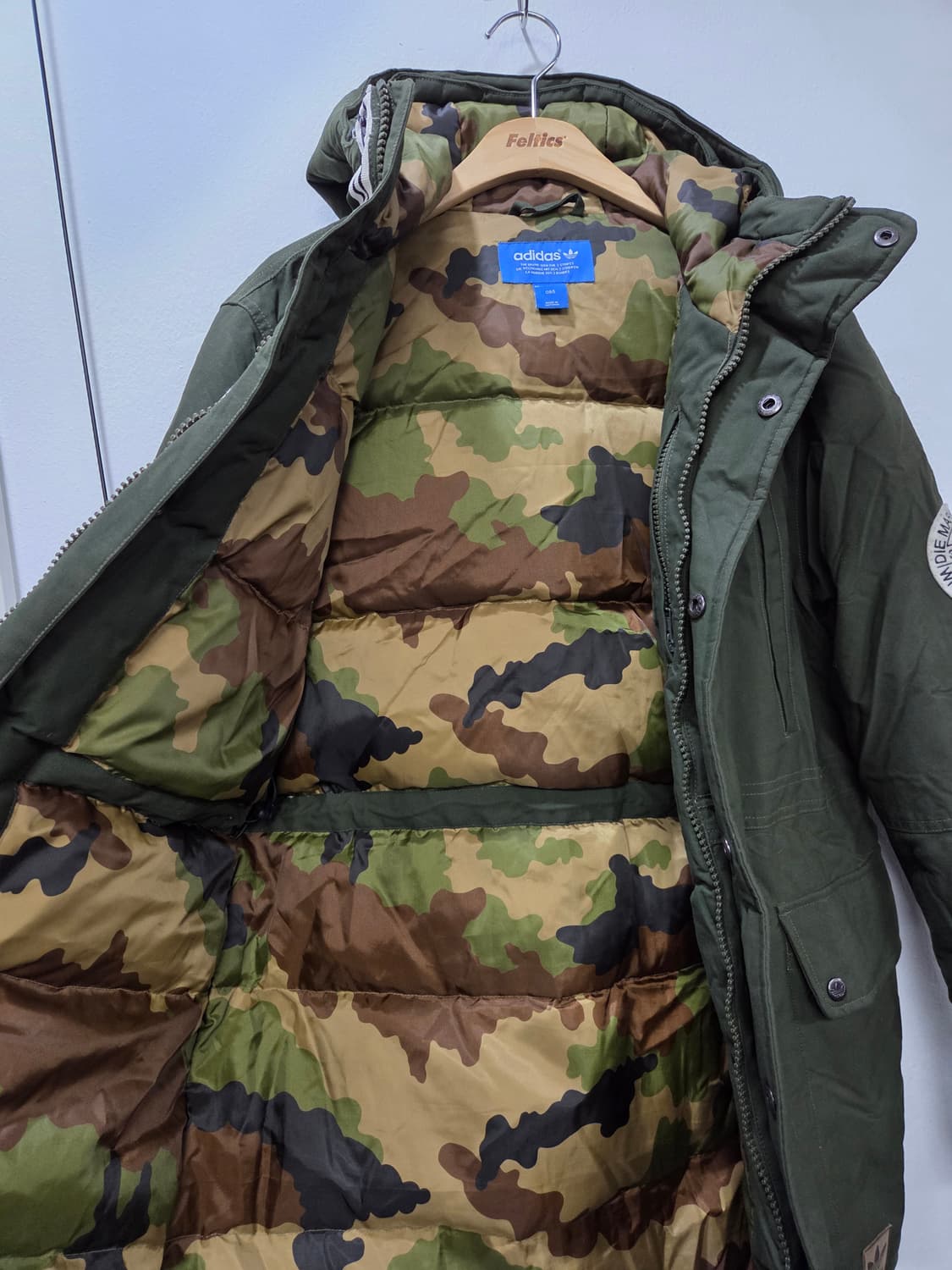 아디다스 카키색 야상  덕다운 점퍼 상품이미지5