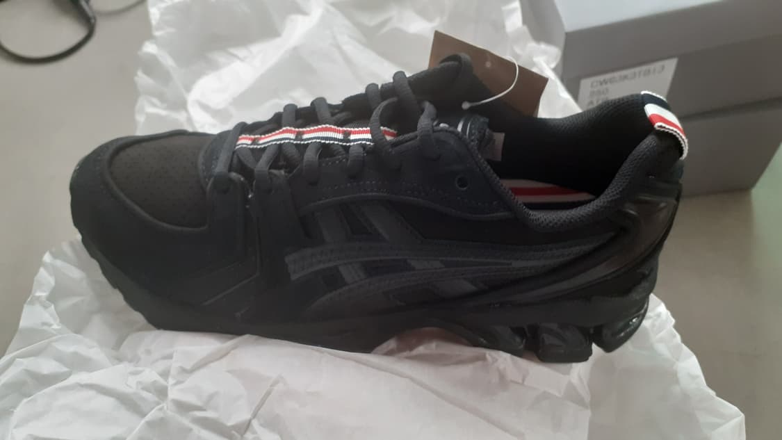 톰브라운 아식스 블랙 245 새상품 상품이미지1