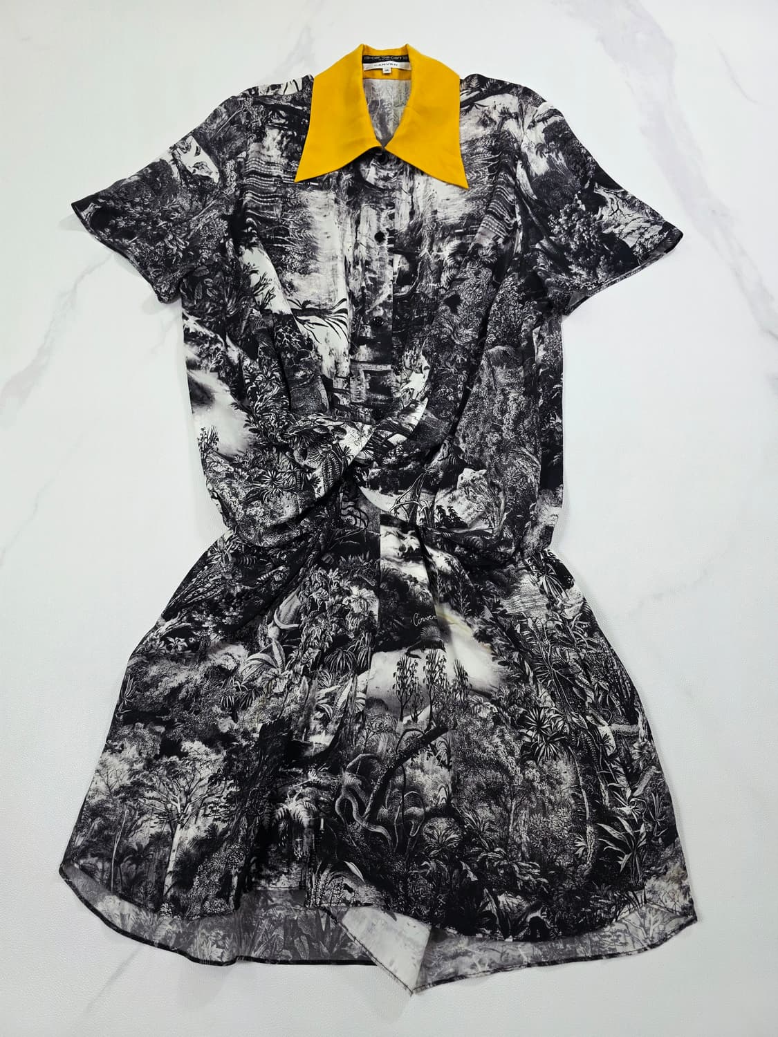 까르벵(Carven) 100% 실크 사파리 그래픽 점프수트 55 상품이미지5