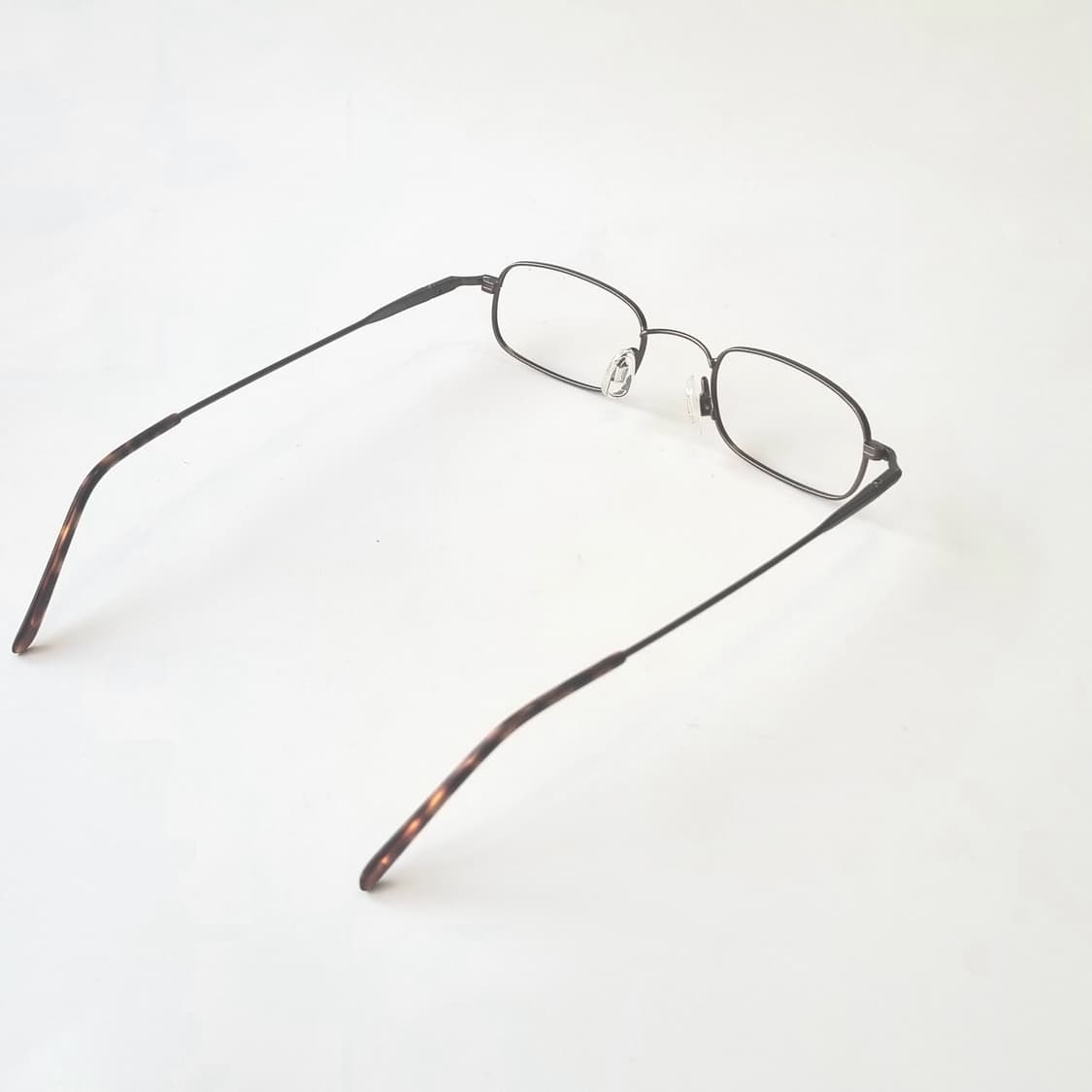 데드스탁 미니멀 사각 스퀘어 안경테 450 상품이미지8