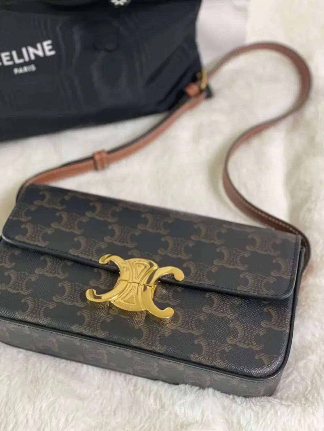 셀린느 클로드 트리옹프 숄더백 상품이미지2