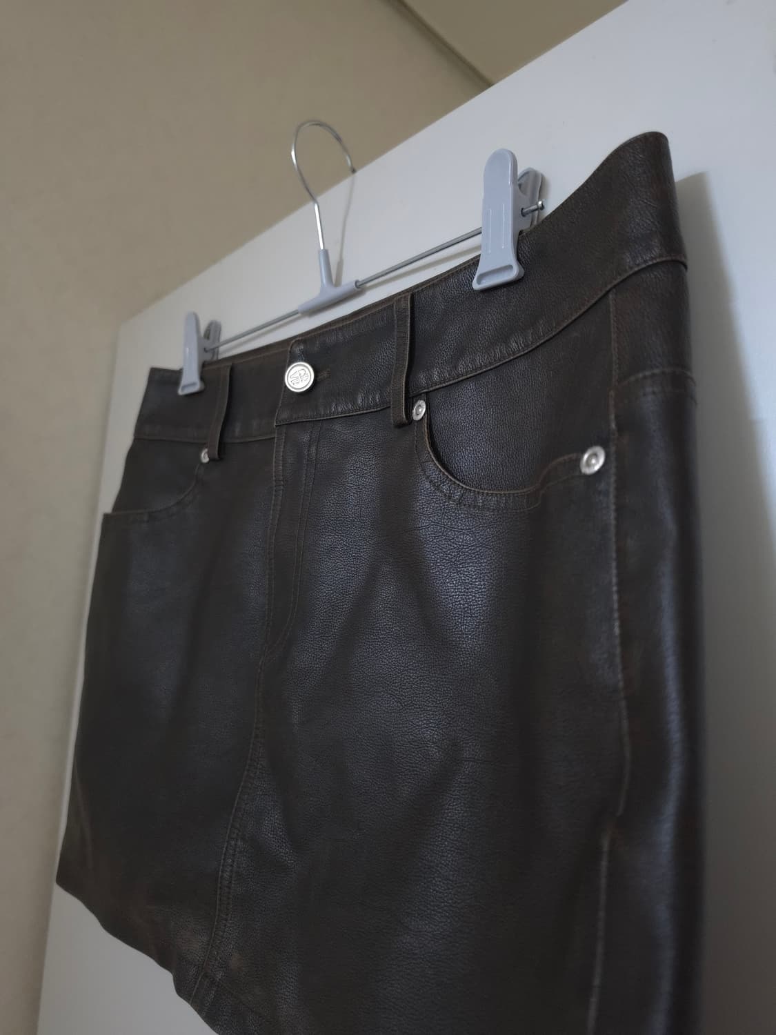 그로브 레더 미니스커트 상품이미지2