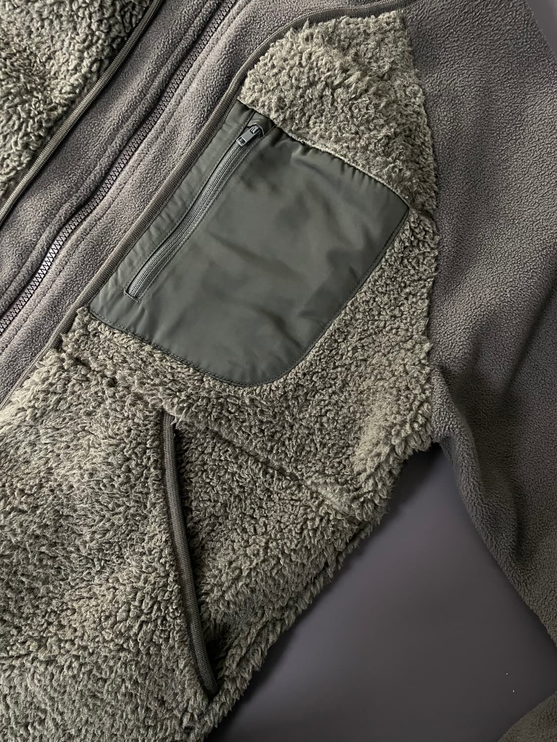 [L] 유니클로 X 화이트 마운티니어링 플리스 자켓 상품이미지4