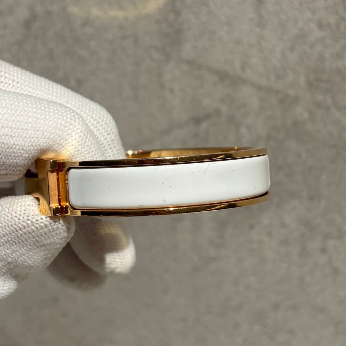 A PM사이즈 에르메스 클릭아슈 팔찌 화이트&골드 상품이미지7