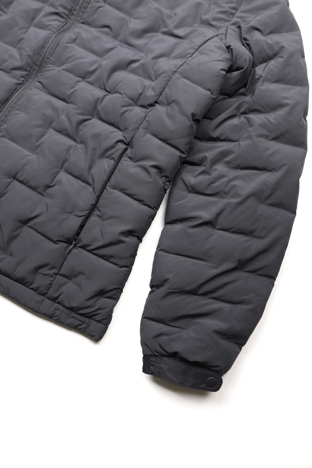 Montbell 심리스 경량패딩자켓 그레이 상품이미지2