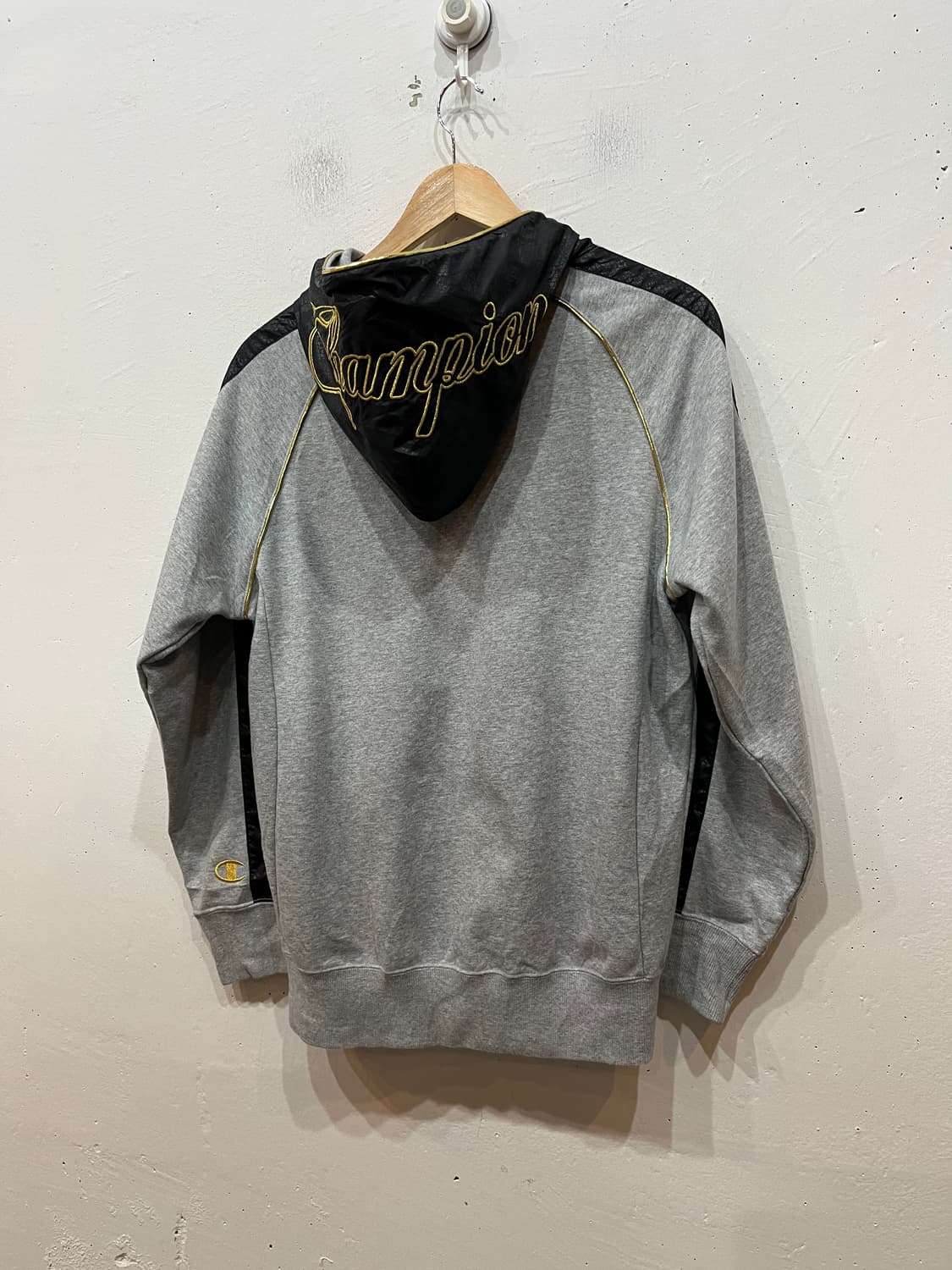 챔피온 재팬 골드로고 후드집업 M 상품이미지2