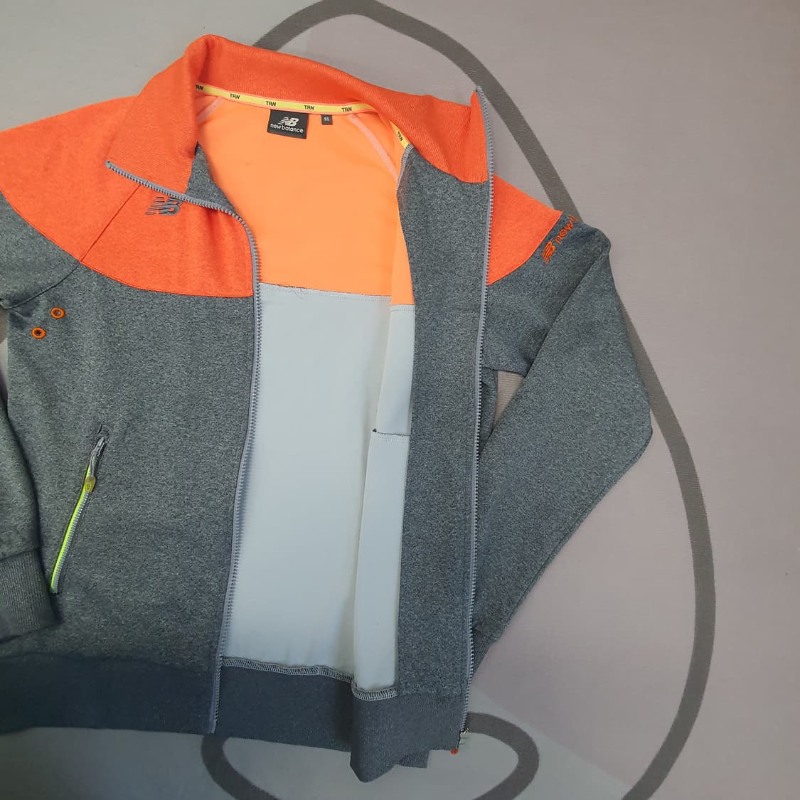 뉴발란스 간절기 집업자켓 공용95 상품이미지5