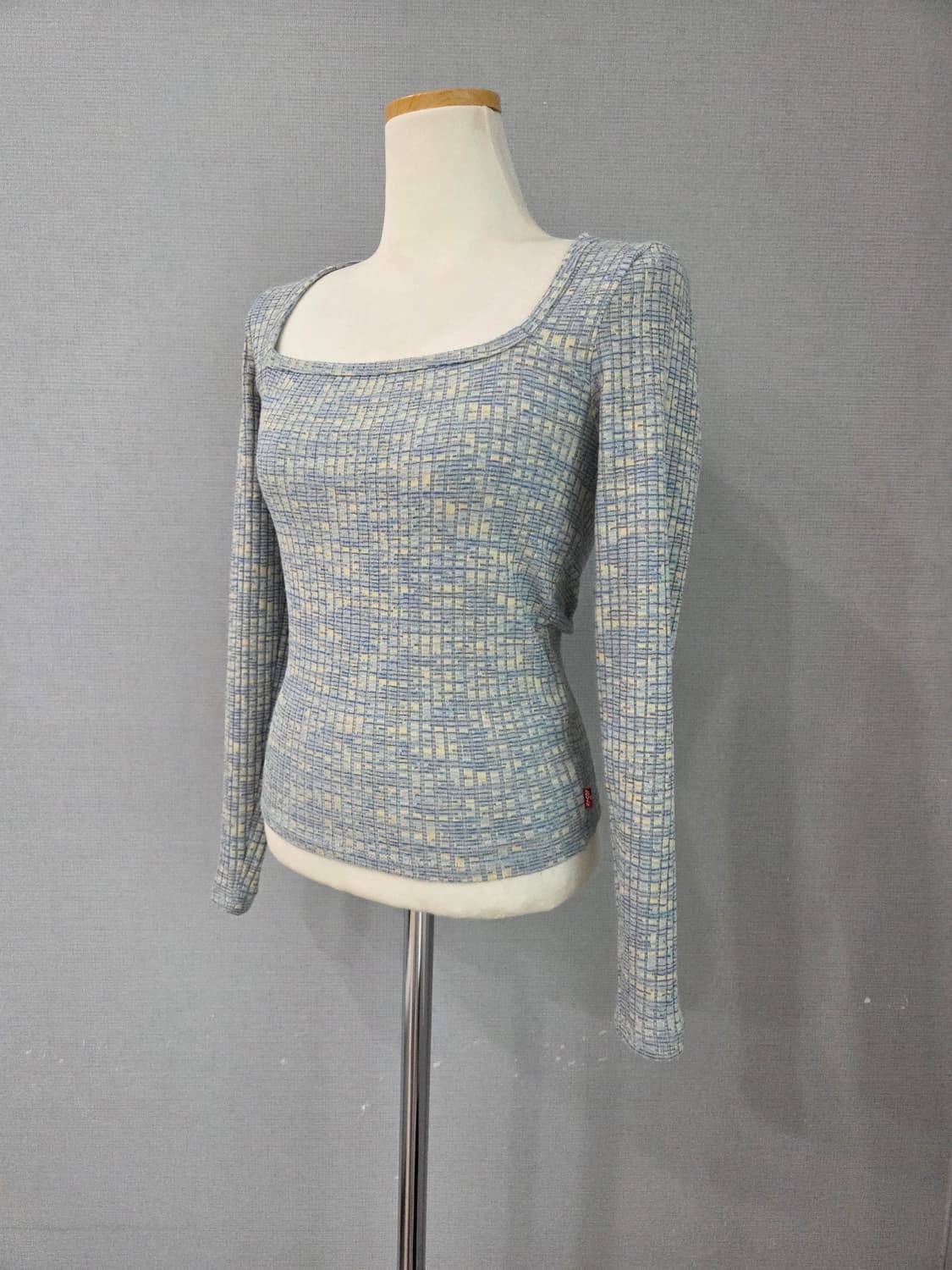 리바이스   여성긴팔티  상품이미지2