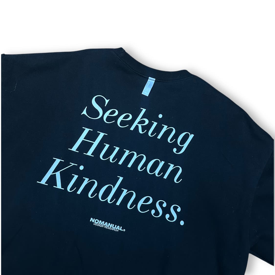 노메뉴얼 맨투맨 상품이미지4