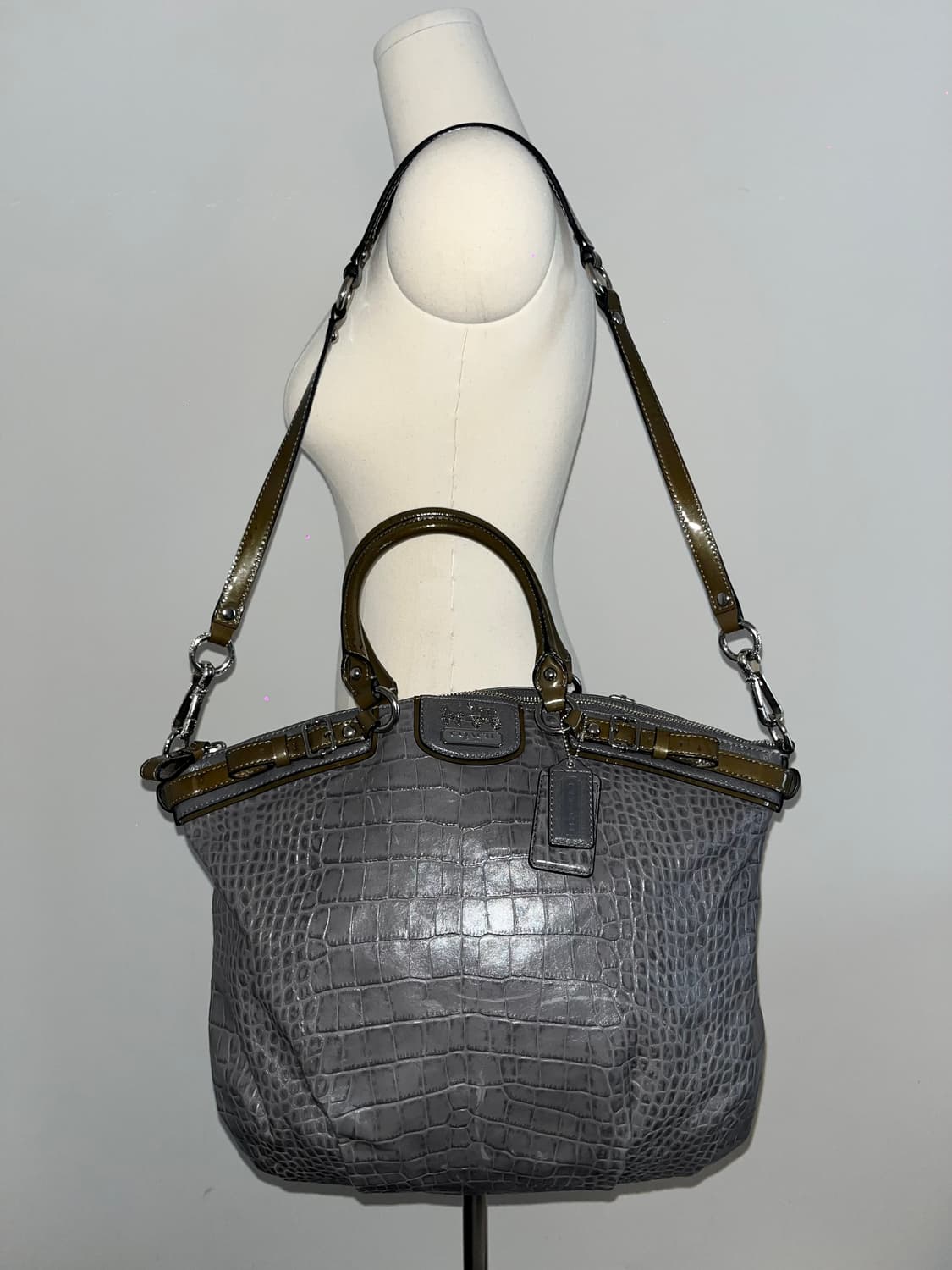  📦Coach gray leather shoulder bag 상품이미지7