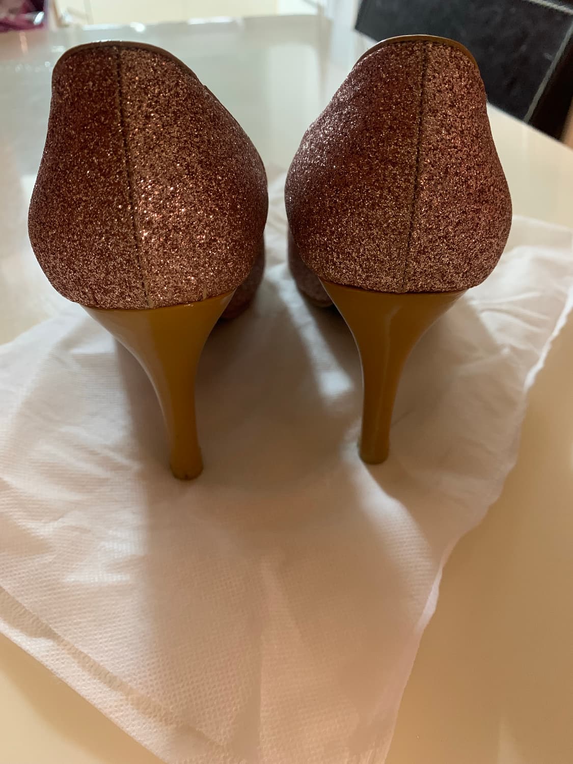 세라(SAERA) 핑크 글리터 오픈토 펌프스힐 235mm 상품이미지6