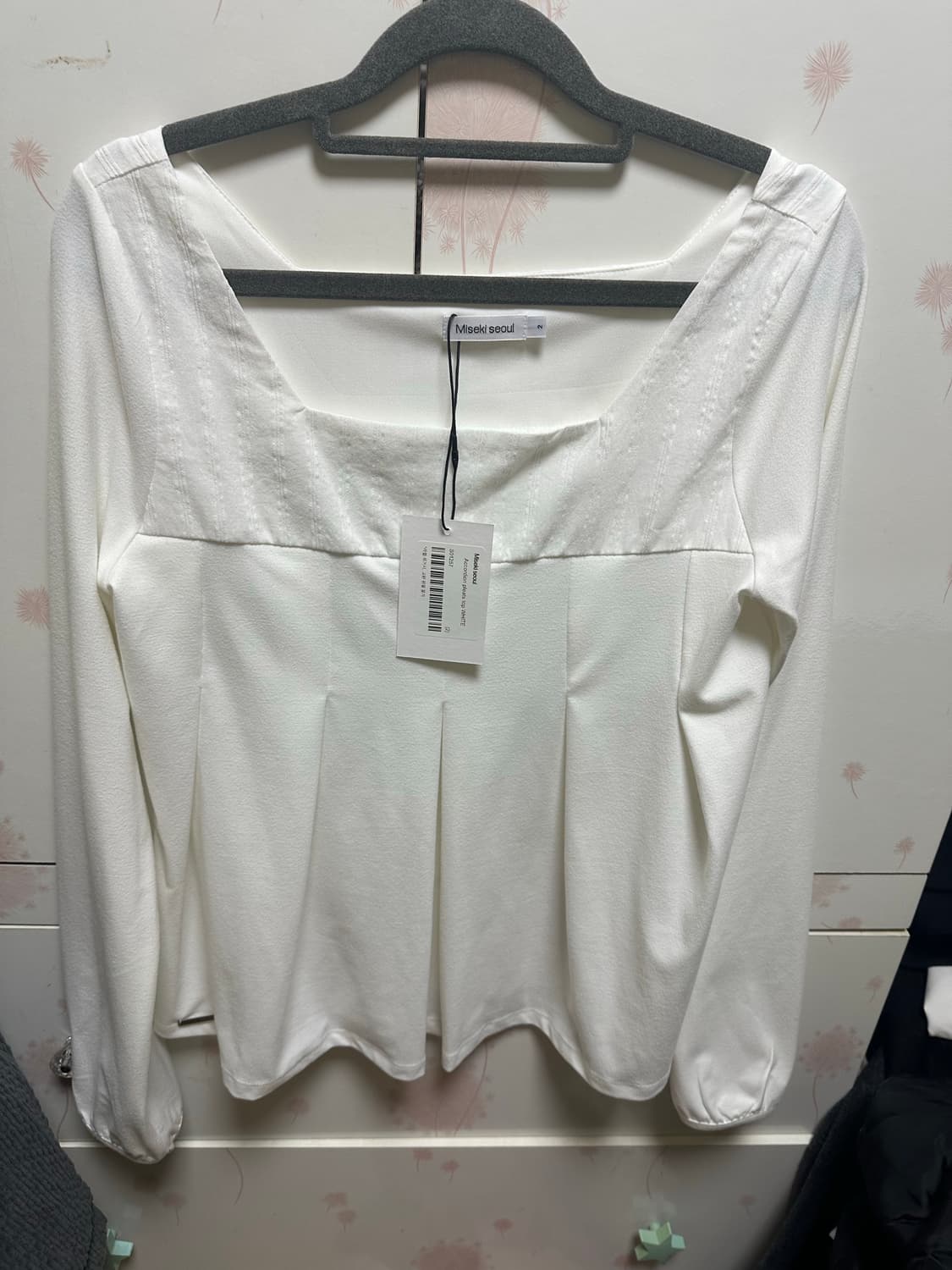 미세키서울 Accordion pleats top WHITE 사이즈2 상품이미지3