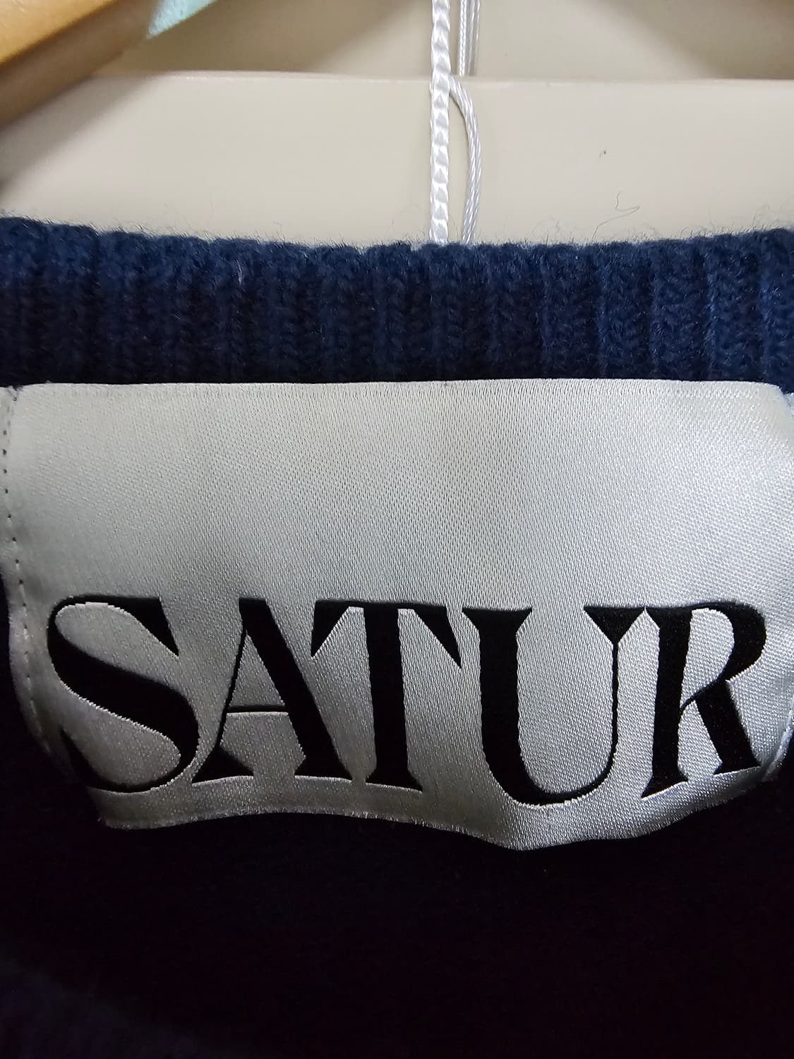 SATUR 세터 언발란스 캐시미어 블렌드 니트 100 상품이미지6