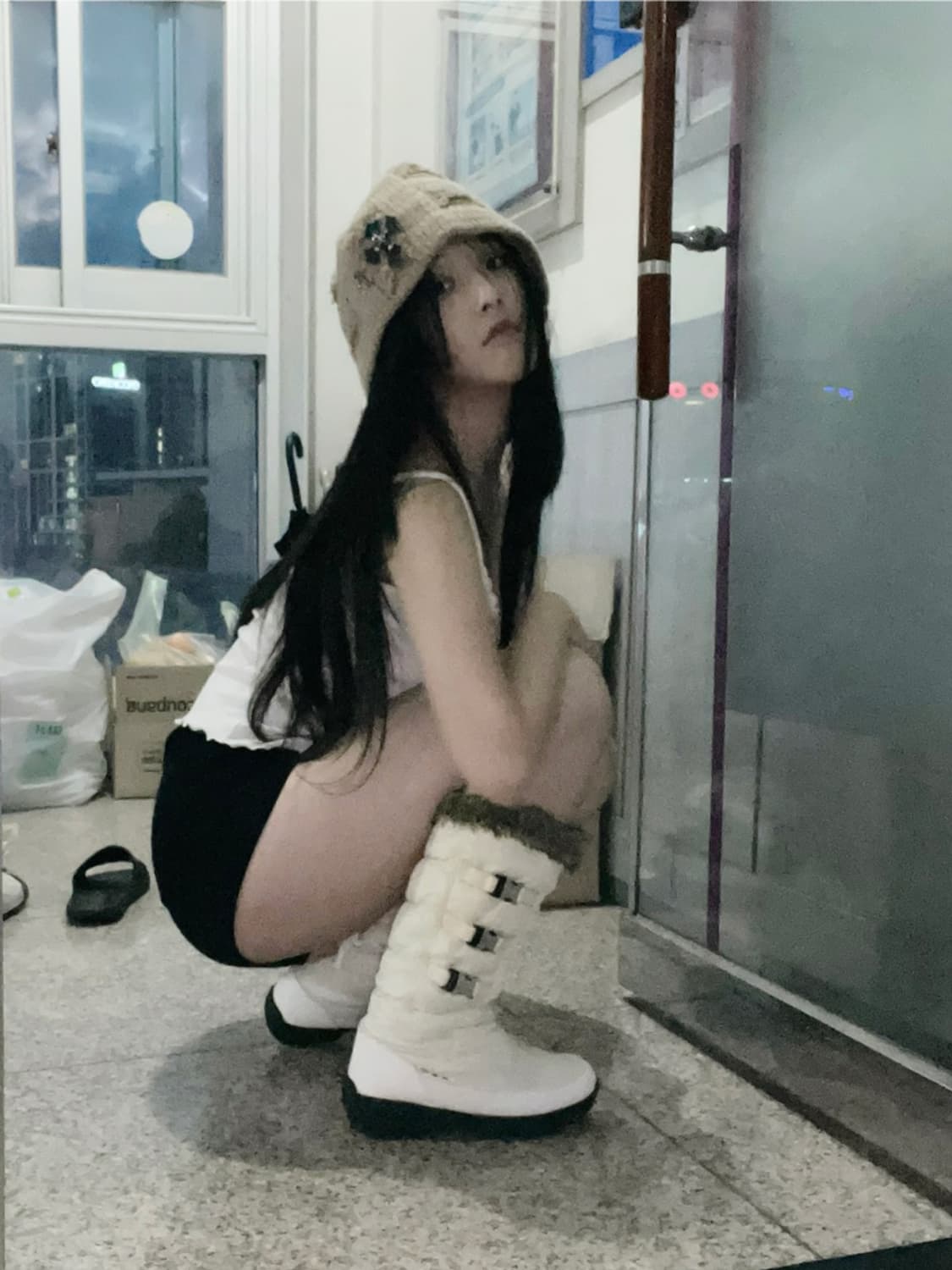크롬 크로셰 패치 벙거지 비니 - 베이지 상품이미지2