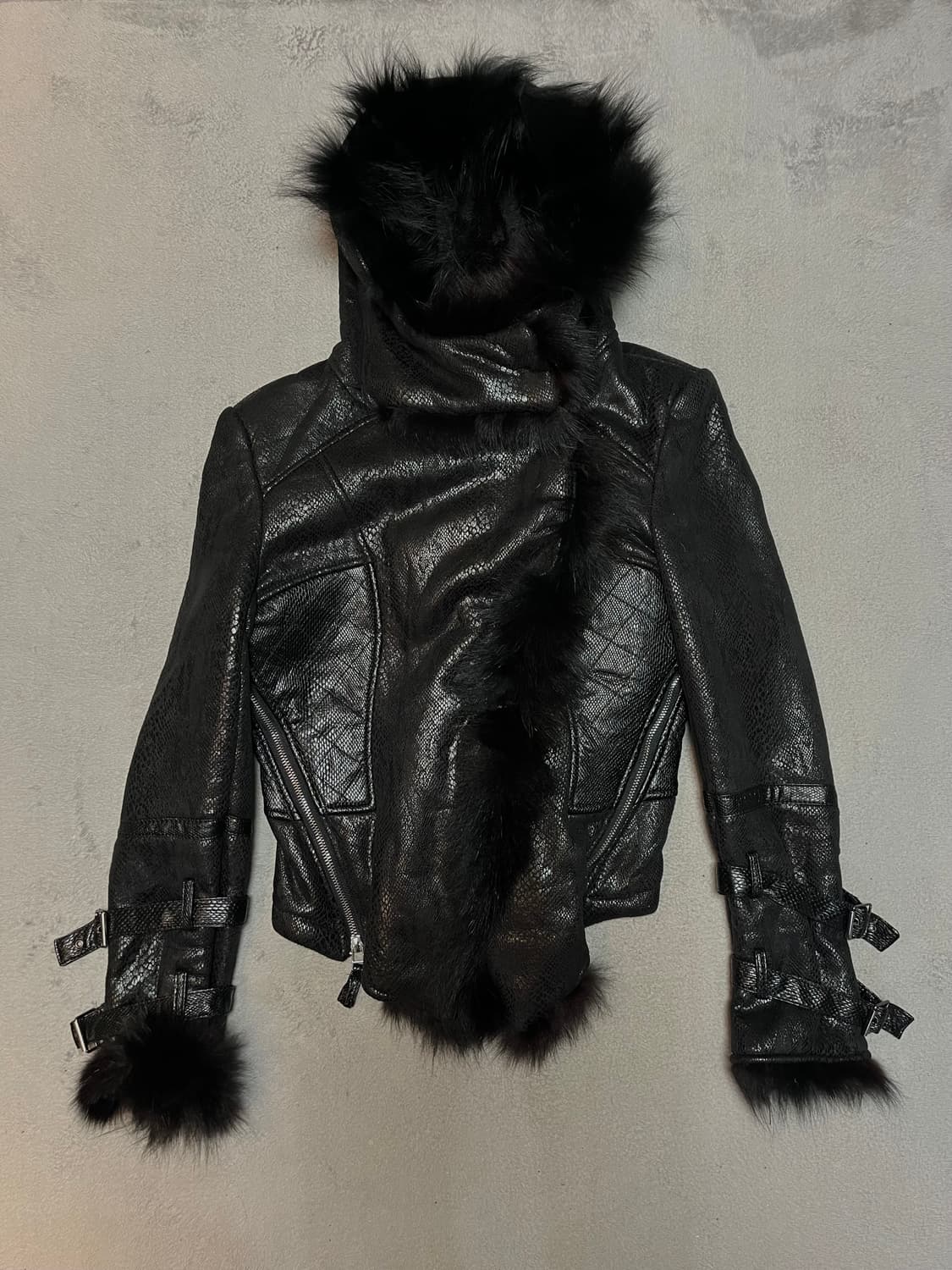 Shalang 파에톤 지퍼 디테일 무스탕 자켓 상품이미지1