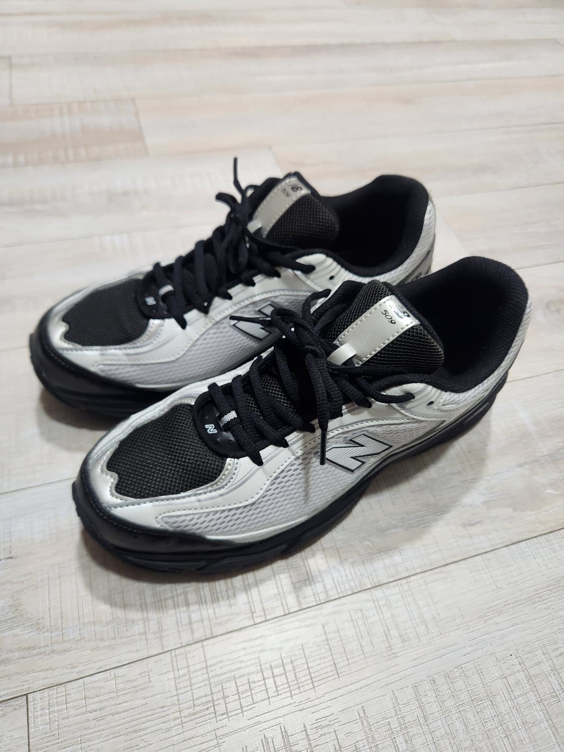 뉴발란스 509 블랙그레이
280사이즈 상품이미지1