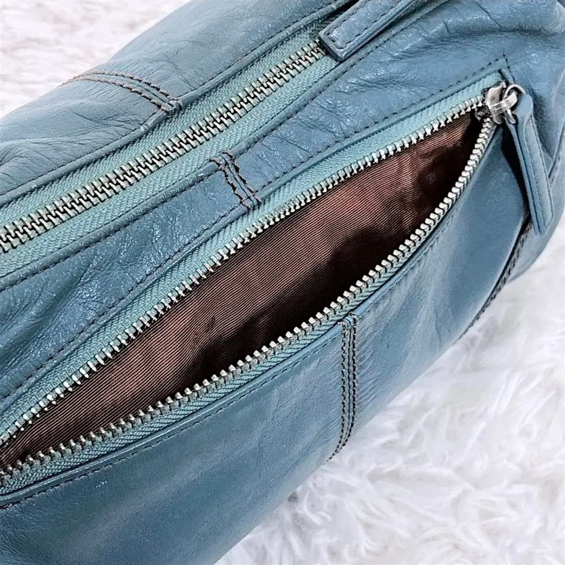 이세이미야케 im product 소가죽 숄더백 미친색감 상품이미지7