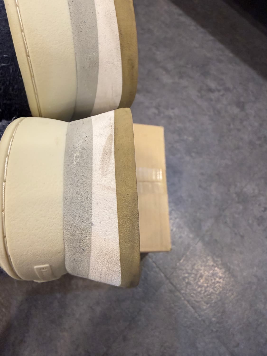 뉴발란스 x 칼하트 990 상품이미지10