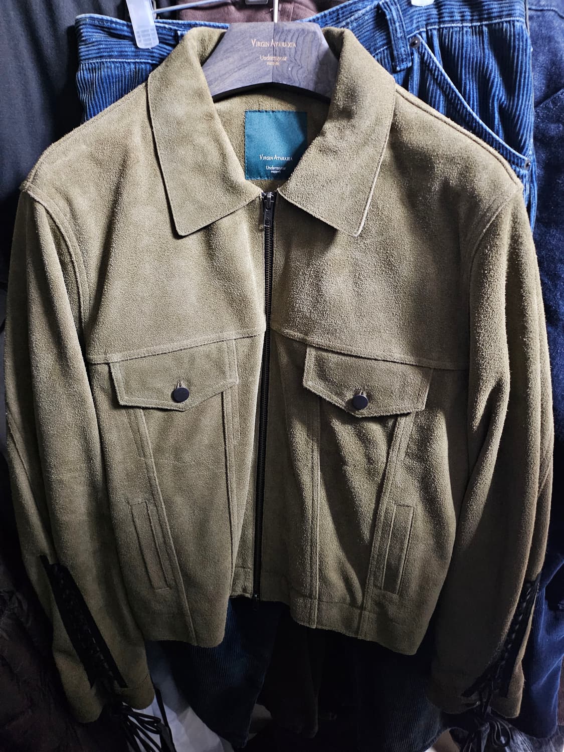 언더마이카 대성당 스웨이드 자켓 판매합니다 상품이미지3