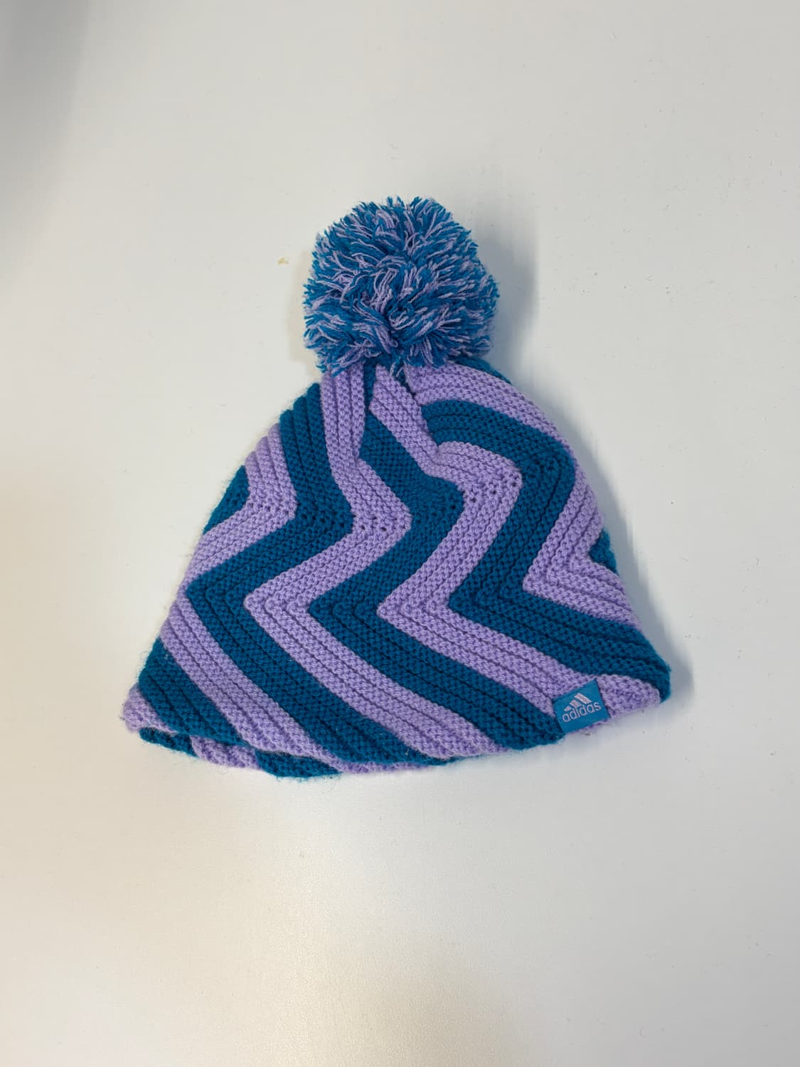 아디다스 폼폼 방울 비니 상품이미지2