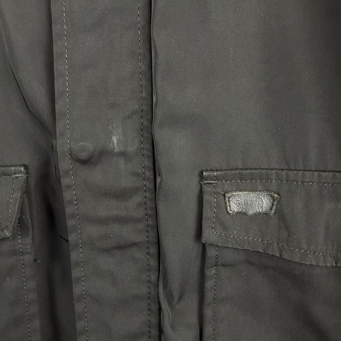 (무료배송)L) 리바이스 올드스쿨 나일론 헌팅 자켓 블랙 상품이미지5