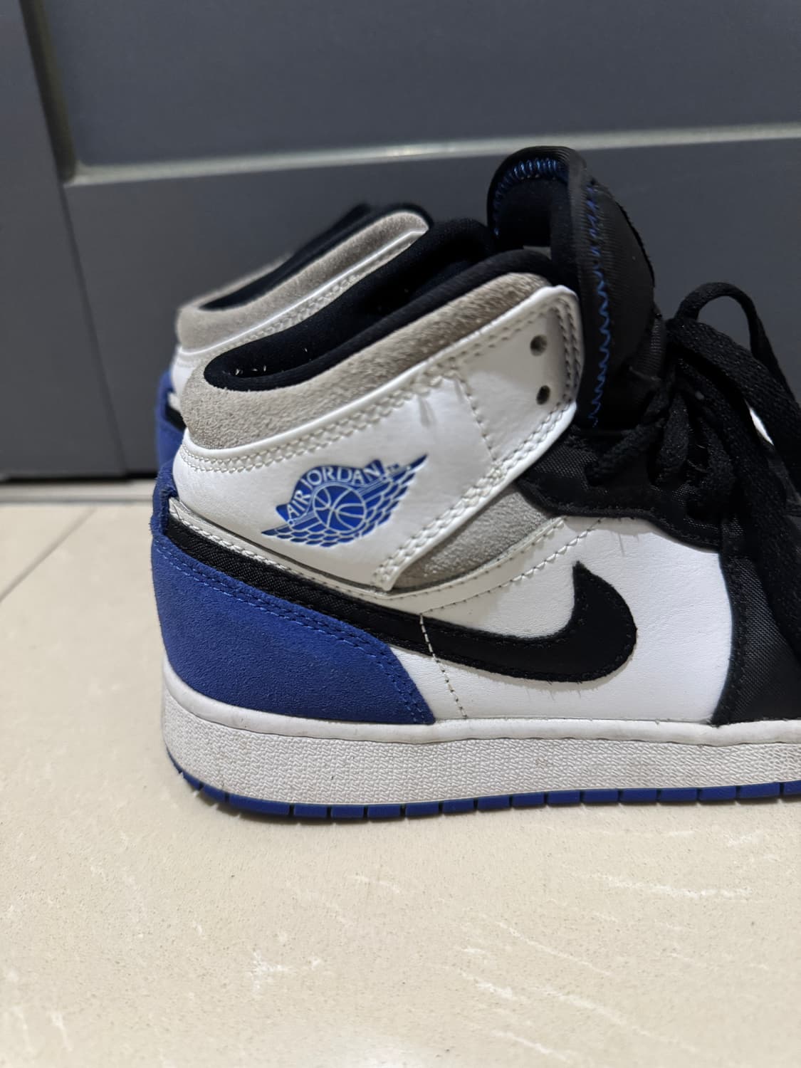 조던 미드 하이퍼로얄 블루 235 상품이미지3