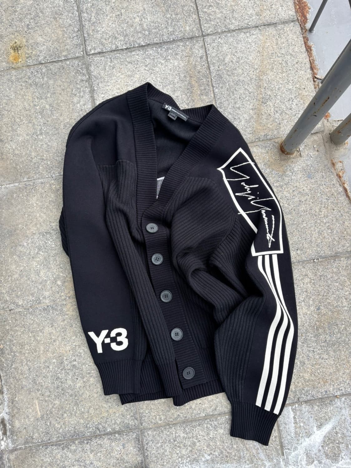 Vintage Y-3 Wool Cardigan 상품이미지1
