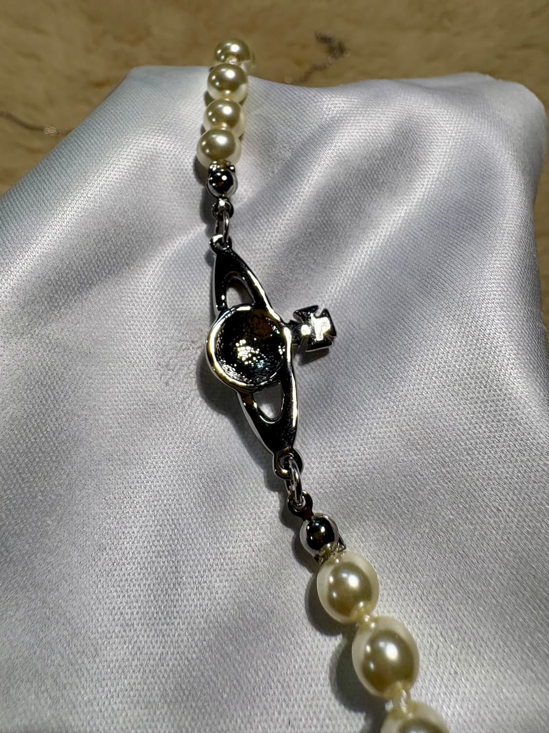 Vivienne Westwood Orb Pearl Bracelet 상품이미지3