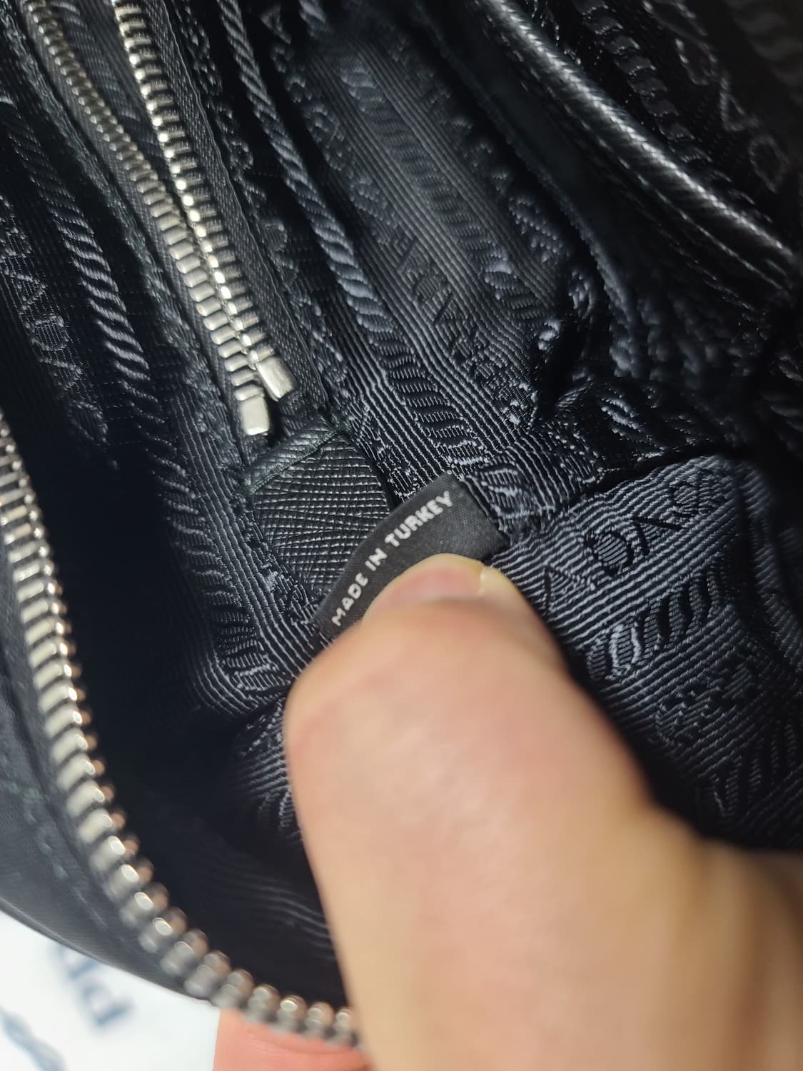 프라다 퀼팅 체인백 1bb903 숄더백 토트백 블랙 은장 상품이미지5