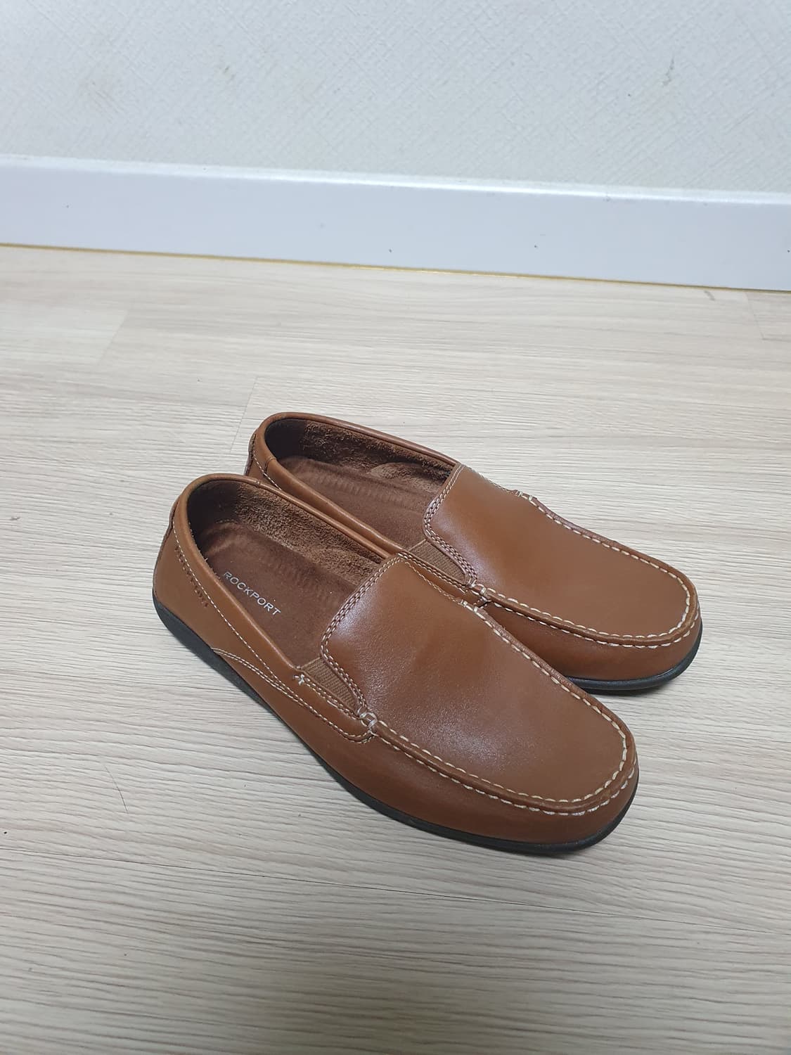 락포트 브라운 가죽 남성 로퍼 250 상품이미지2