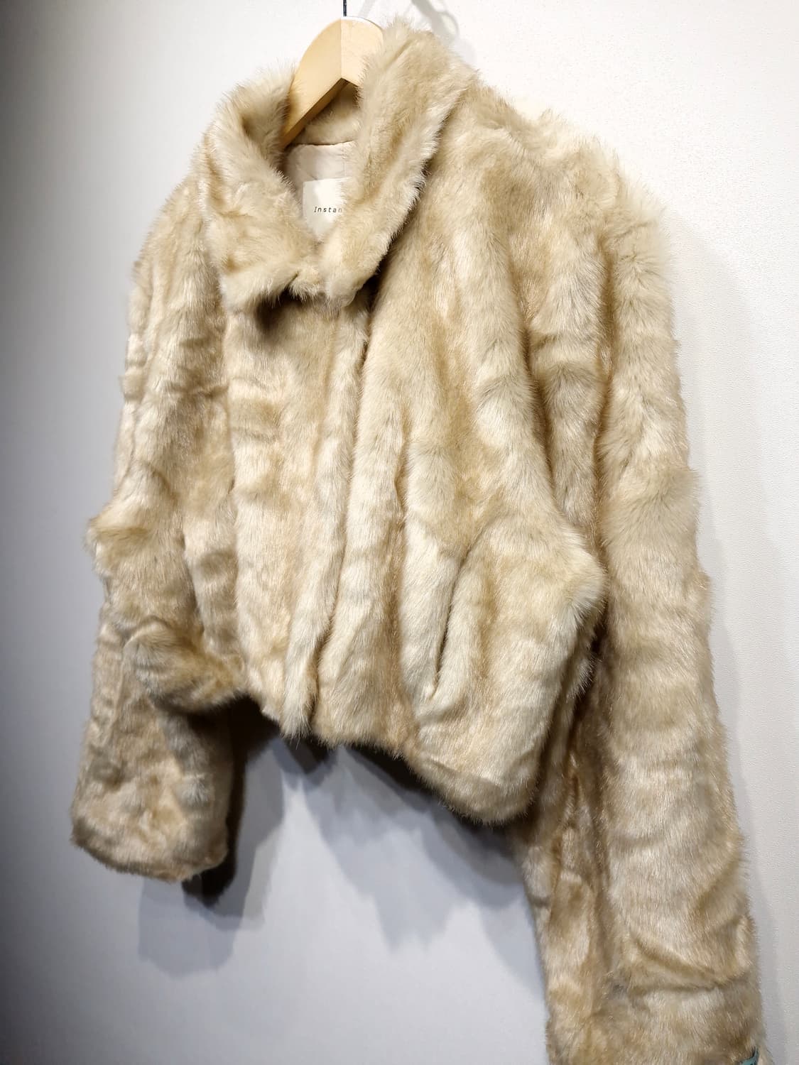 InstantFunk 인스턴트펑크 에코 퍼 크롭 자켓 베이지 상품이미지5