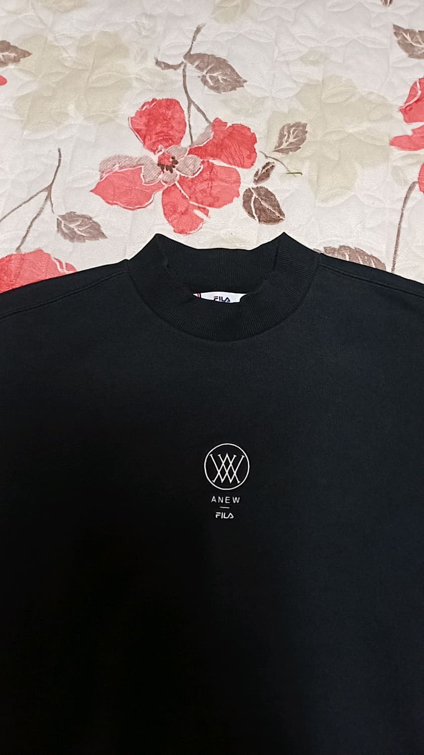 휠라 어뉴 오버핏맨투맨 실측100 가슴61 기장72 상품이미지2