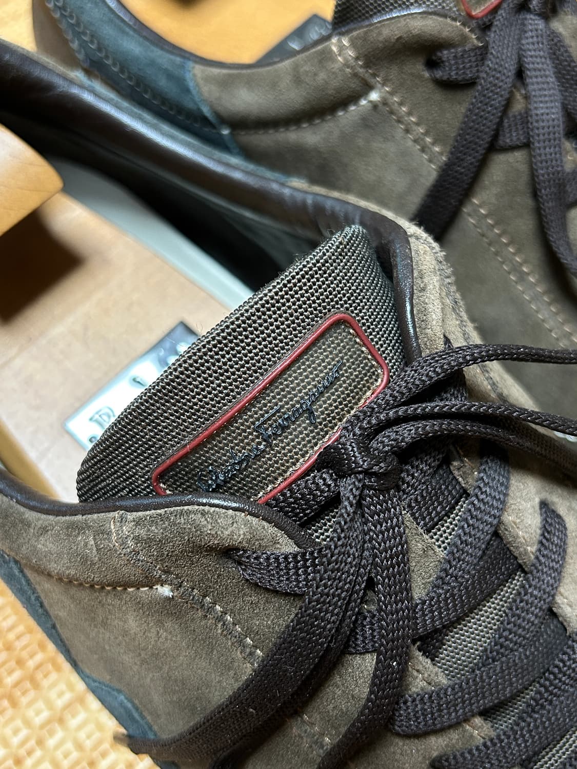 페라가모 스니커즈 상품이미지4