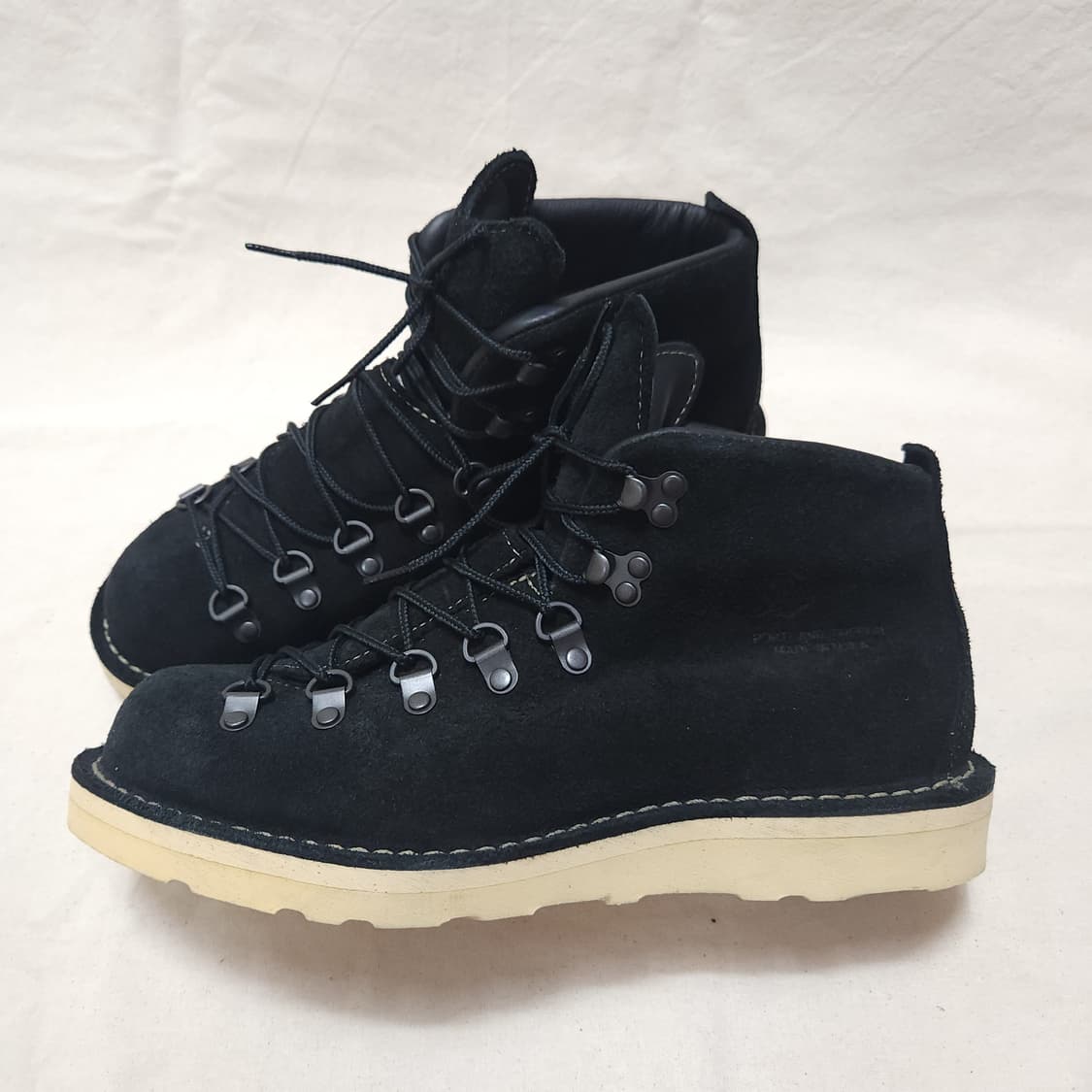 [260] Danner 마운틴 라이트 스웨이드 하이킹 부츠 상품이미지1