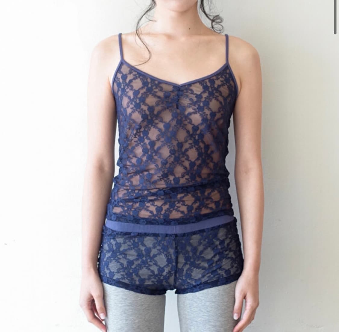 [fe.3] lace sleeveless (navy) 상품이미지1
