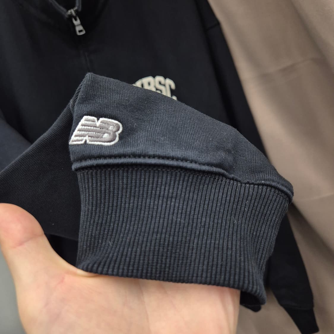 뉴발란스 투웨이 져지 105 상품이미지3