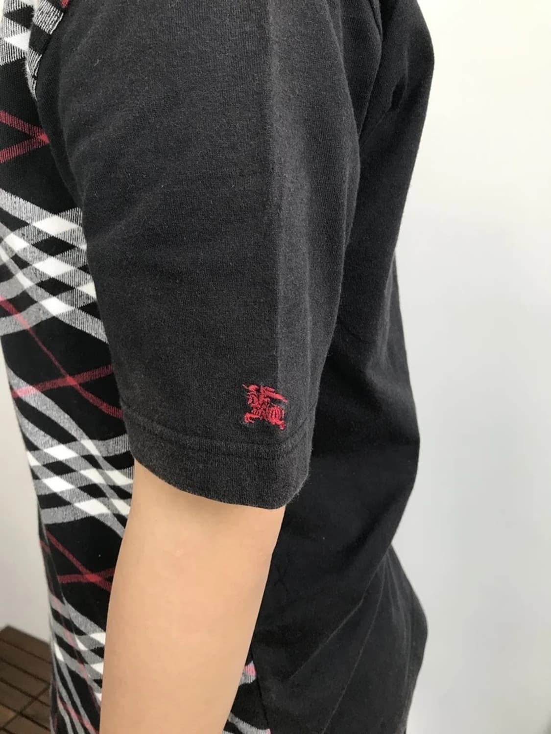 Burberry Black Label Check Tee 상품이미지3