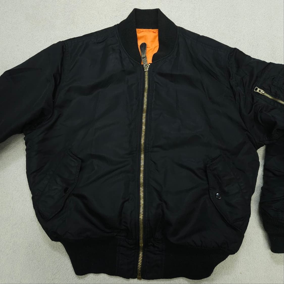 알파인더스트리 Ma-1 블랙 상품이미지3