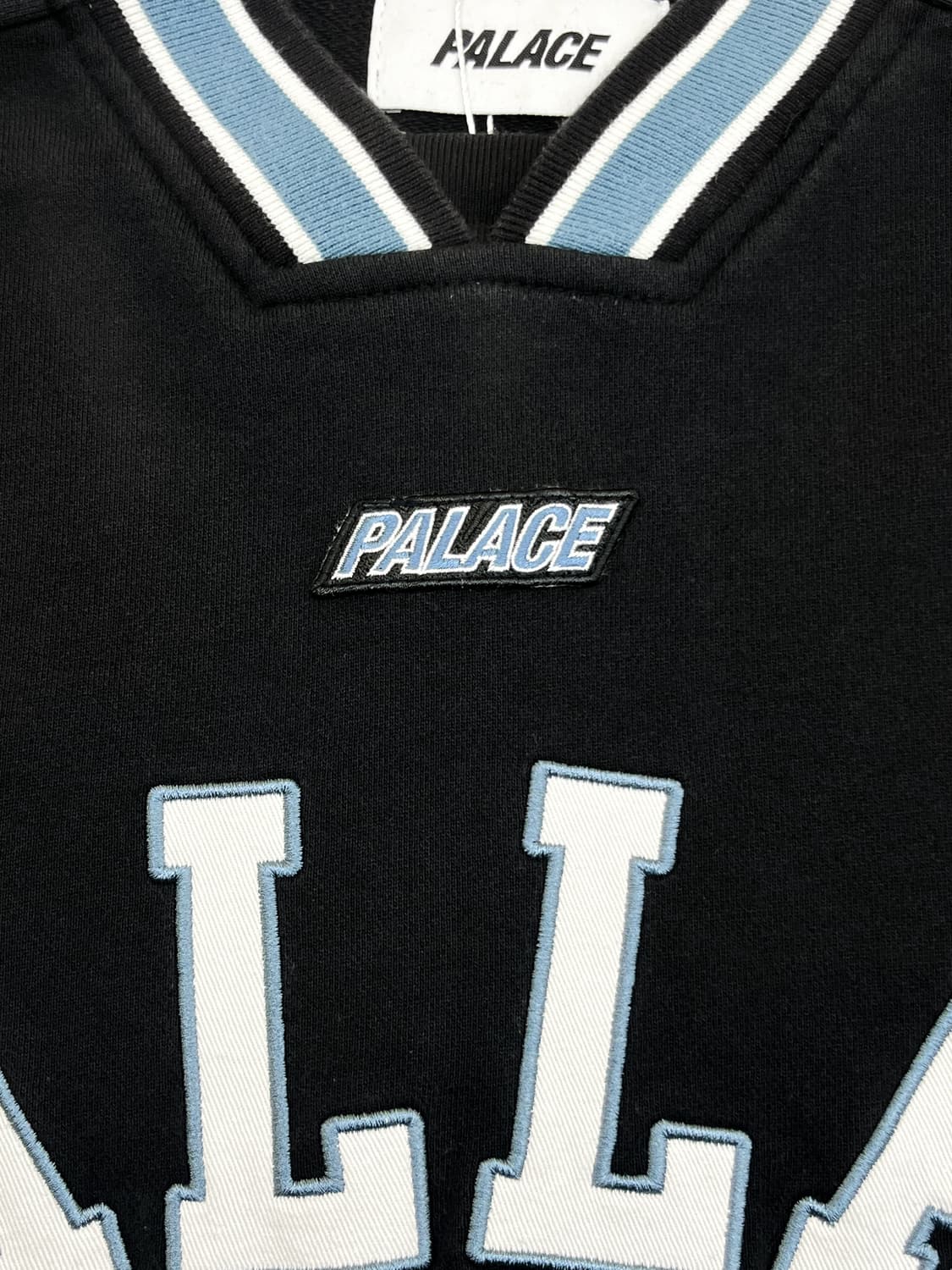 팔라스 19fw Pallas 크루 블랙 상품이미지5