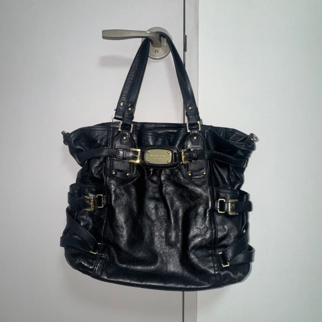 마이클코어스 가죽 숄더백 상품이미지2