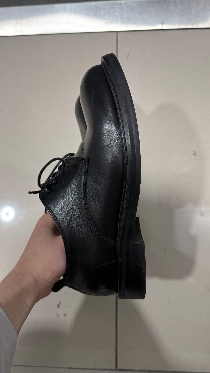 로맨틱무브 더비 홀스레더 블랙 상품이미지2