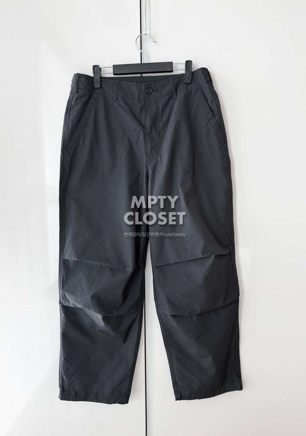 [82] 유니클로U 와이드 파라슈트 팬츠 457969 다크그레이 상품이미지2