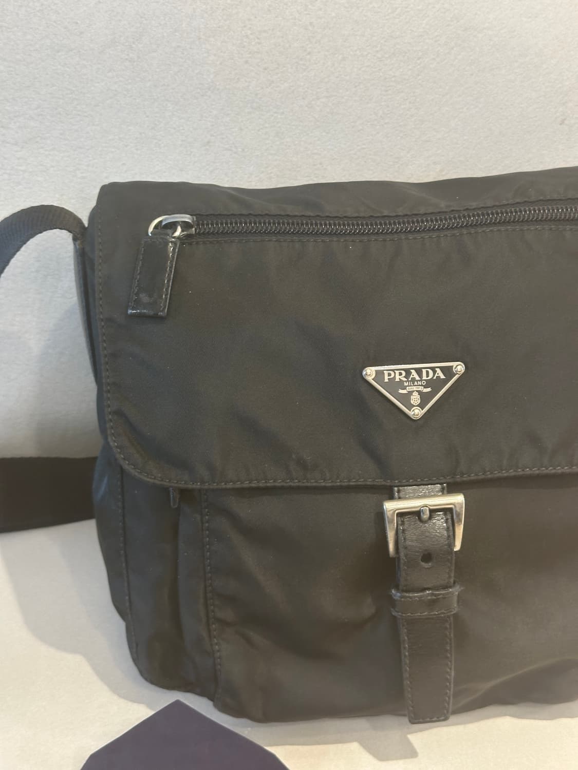 정품 프라다 포코노 나일론 메신저백 크로스백 주우재백 상품이미지3