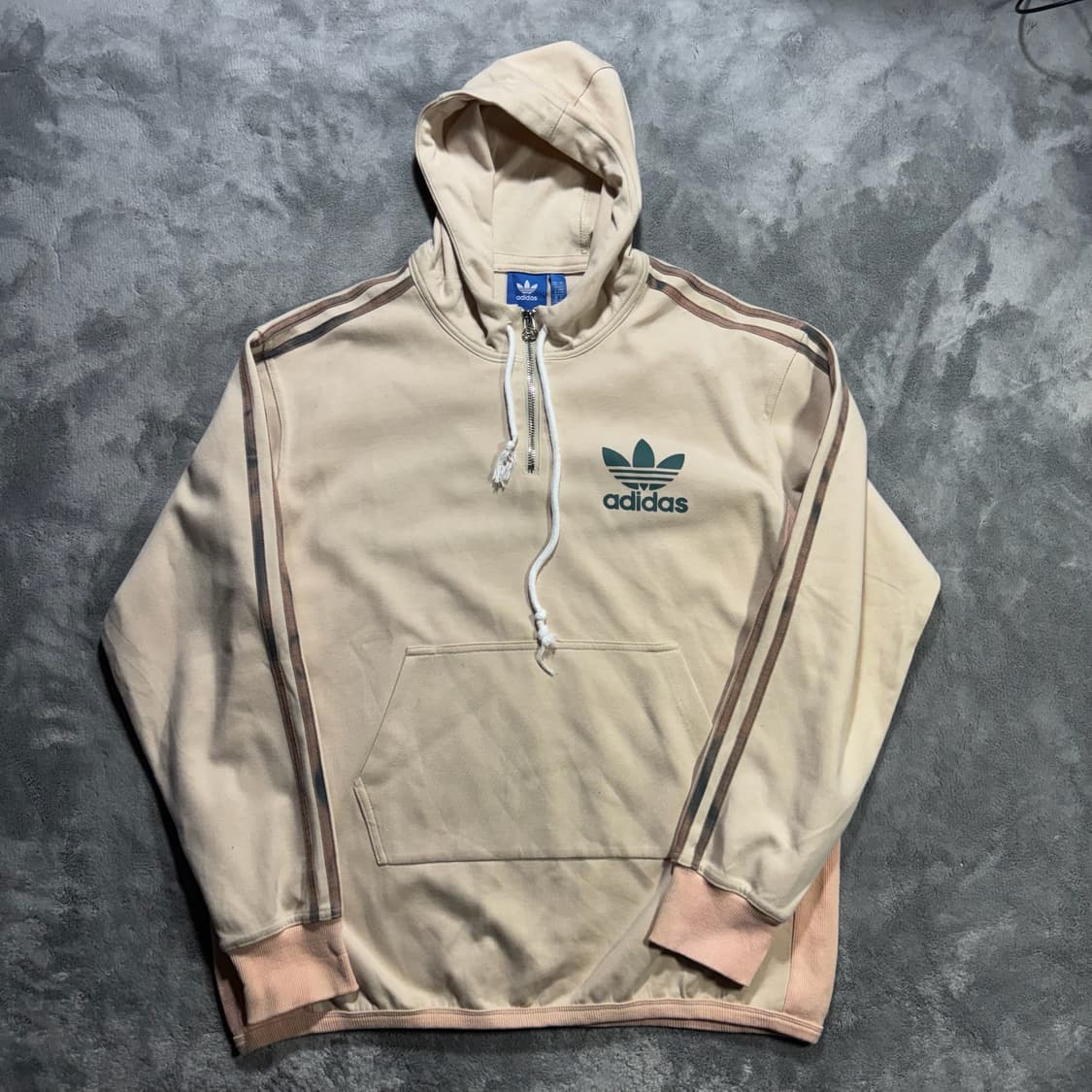 아디다스 하프집업 후드티 상품이미지1