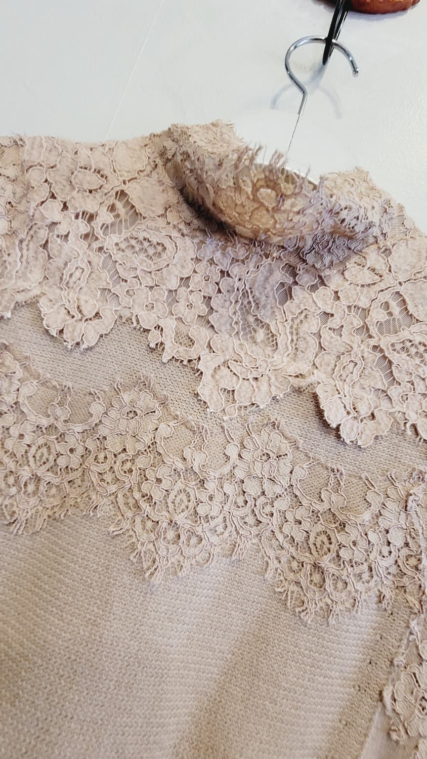 써스데이아일랜드 리치울 체크자켓.더아이잗 레이스니트탑 상품이미지3