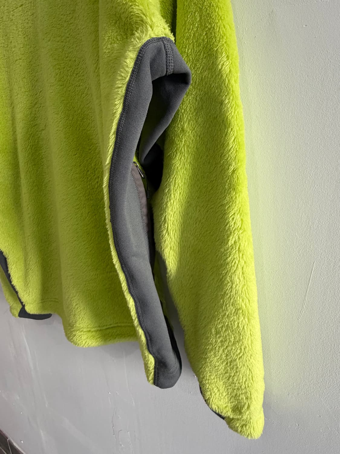 Patagonia 파타고니아 R3하이로프트 플리스 자켓 M 상품이미지6