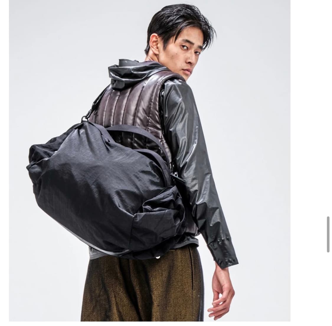 Cote&ciel꼬떼시엘 오베드 블랙 더플백 상품이미지4